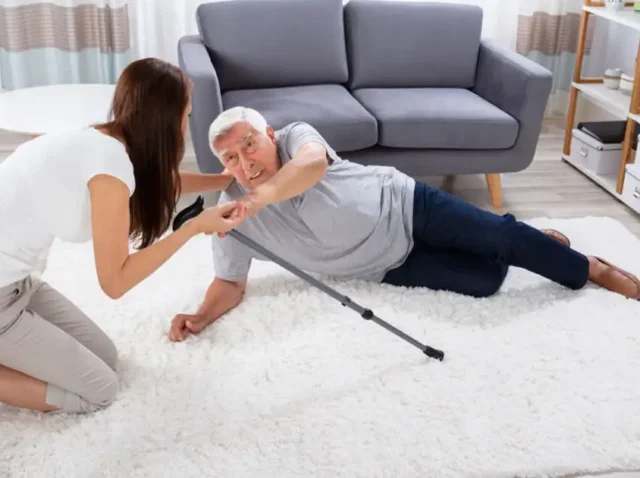 help-seniors-regain-confidence-after-a-fall-1200x630-1 copy